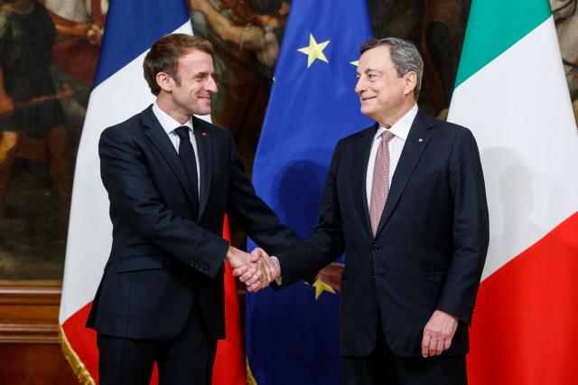 L'incontro tra Draghi e Macron