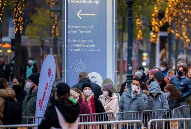 L'Austria estende il lockdown di 10 giorni: multe fino a 7.200 euro per i non vaccinati