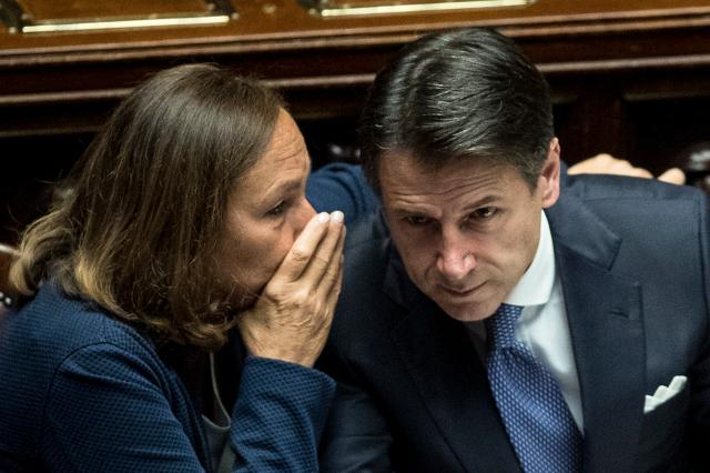 Luciana Lamorgese e Giuseppe Conte alla Camera dei Deputati, 2019