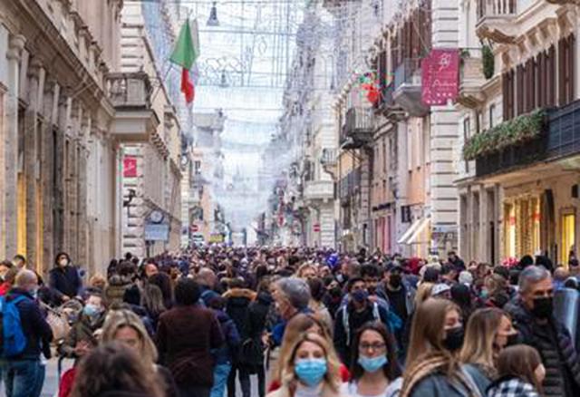 Parte oggi il Super Green pass, tutti i luoghi dove serve il certificato