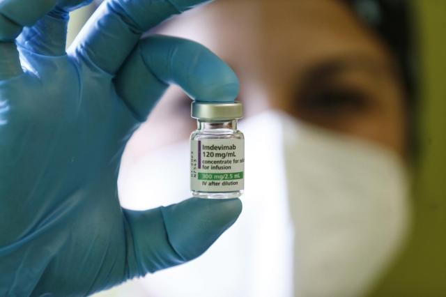 Covid, arriva il primo farmaco made in Italy: "Entro 2 anni primi test su uomo"