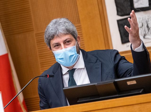 Elezione del presidente della Repubblica, Fico sulla data del voto: "La dir&ograve; il 4 gennaio"