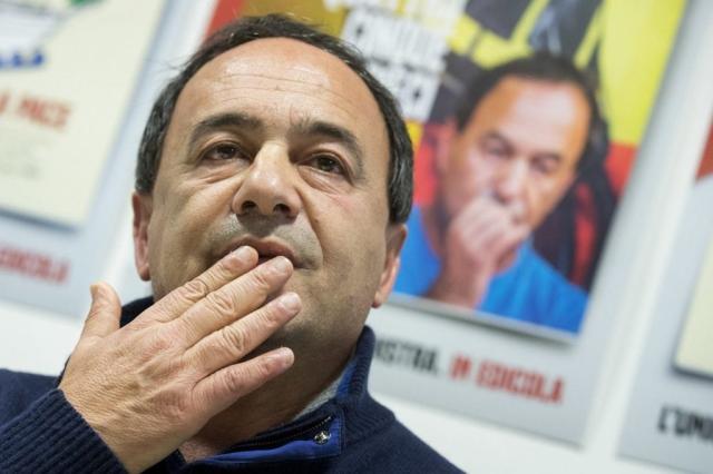 Mimmo Lucano, rese note le motivazioni della condanna: "Strumentalizz&ograve; l'accoglienza" 