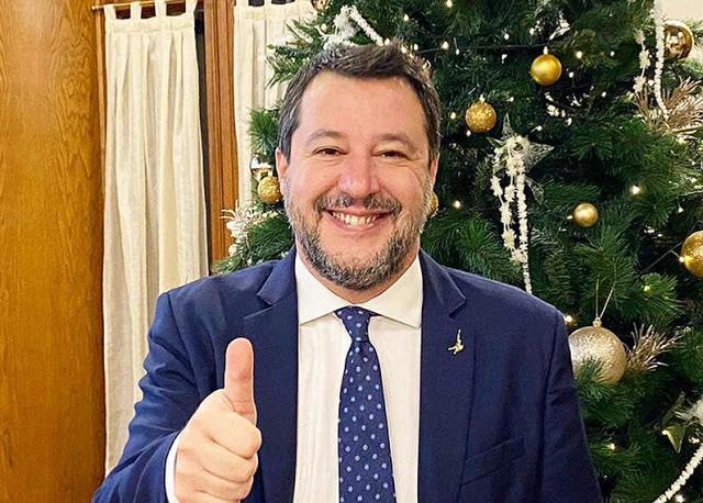 Processo Open Arms, Salvini giunto nell'aula bunker di Palermo: "Sereno e a testa alta"