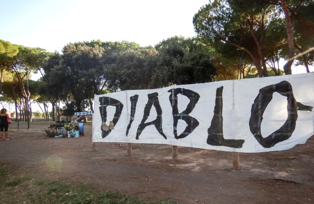 Omicidio Diabolik, il gip: "Delitto maturato all'interno di gruppi contrapposti"