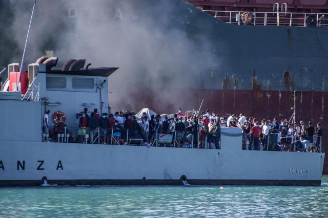 Sbarco di migranti a Porto Empedocle, 2020