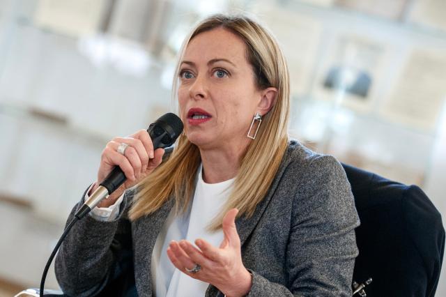 Conferenza stampa di Draghi, Meloni: "Solo due ore di autocelebrazione"