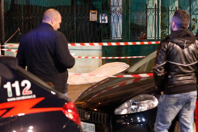 Fuorigrotta, agguato tra la folla: ferito gravemente il boss Vitale Troncone