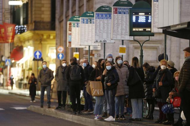 Mascherine Ffp2, Federfarma Servizi: "Impennata la vendita dopo l'obbligo" 