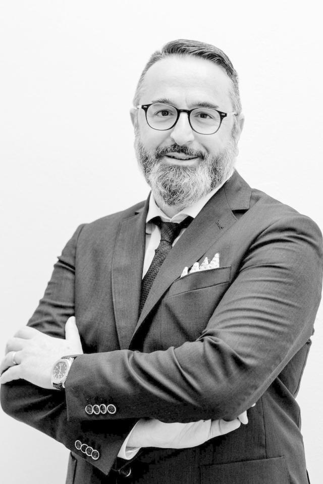 Carlo Vivarelli, consulente