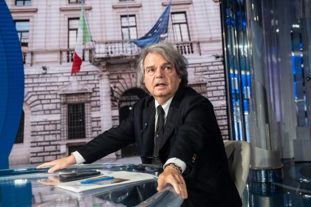 Covid Italia, Brunetta: "Tenere il Paese aperto. No alla chiusura delle scuole"