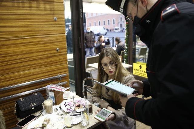 Super green pass 10 gennaio, nuove regole: cosa cambia per trasporti e lavoro