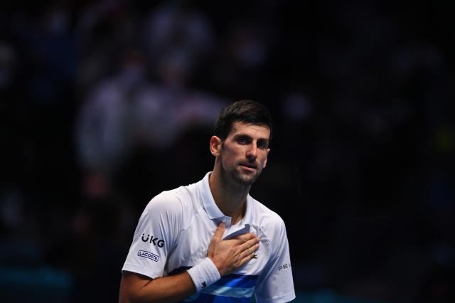 Djokovic, Australian Open: il tennista &egrave; nel tabellone ma resta a rischio espulsione