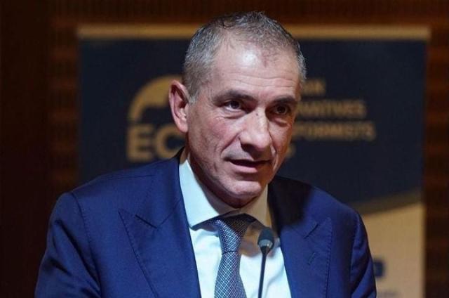 Covid, Costa: "Basta scuole chiuse e bollettini. Cittadini stanchi e stremati"