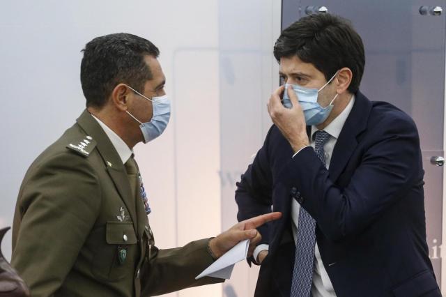 Francesco Paolo Figliuolo denunciato per procurato allarme e omicidio colposo