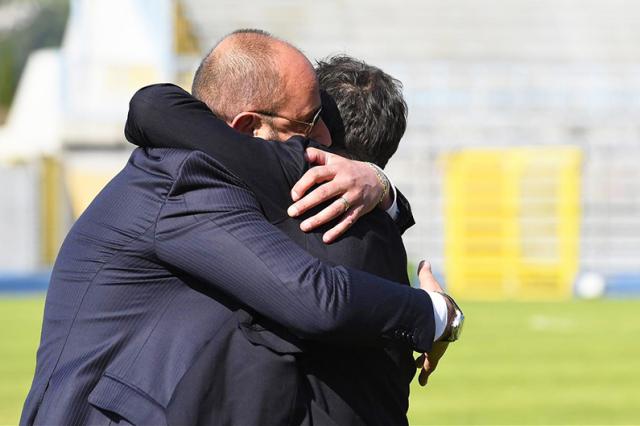 Giornata mondiale dell'abbraccio, cos'&egrave; e perch&eacute; si festeggia il 21 gennaio