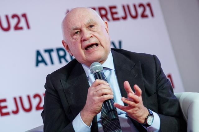 Chi &egrave; Carlo Nordio: curriculum, vita privata, moglie, figli e il suo rapporto con Berlusconi