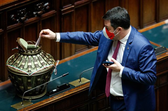 Quirinale, Salvini: "Domani no scheda bianca. Avremo nuovo Presidente della Repubblica"