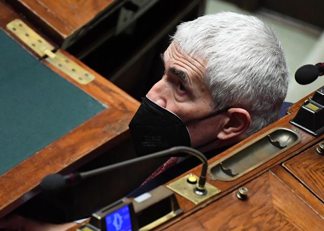 Quirinale, i centristi spingono Casini ma lui raffredda gli animi: "Prima di noi viene l'Italia"