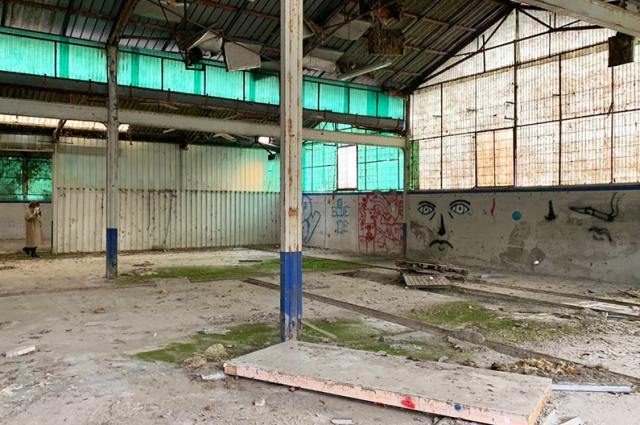 Modena, rave party abusivo in un capannone a Campogalliano: agenti identificano 156 giovani