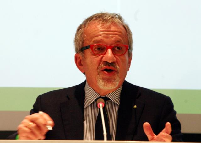 Lega di Serie A,  l'ex ministro Maroni &egrave; il candidato ideale per la presidenza