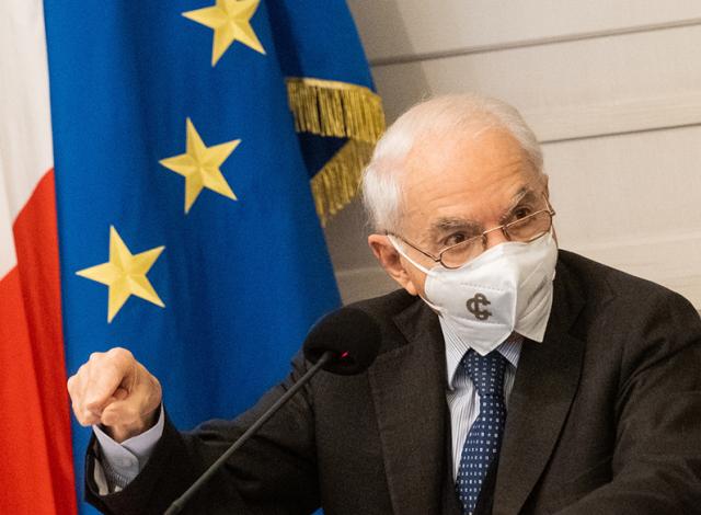 Referendum, la Consulta boccia anche quello sulla cannabis: la conferenza stampa del presidente Giuliano Amato