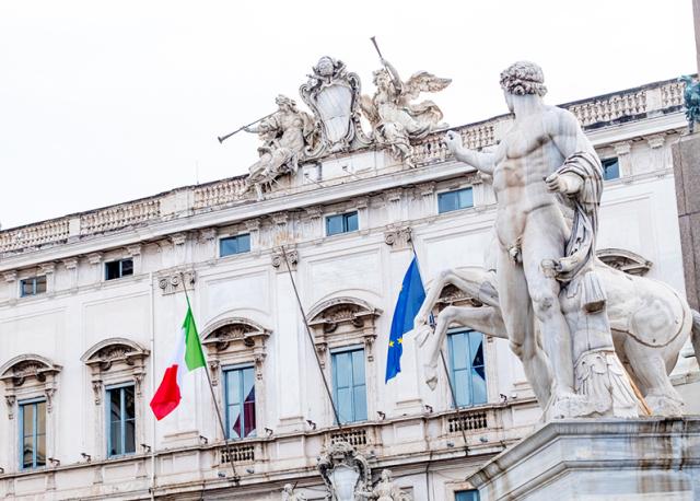 Referendum giustizia, la Consulta ammette i quesiti: si voter&agrave; su separazione carriere e legge Severino
