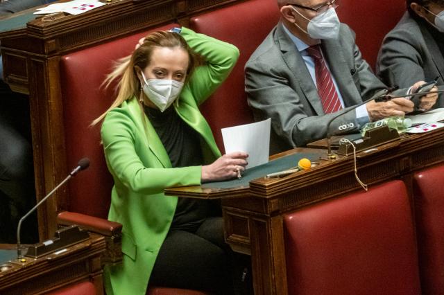 Centrodestra, Meloni avverte Lega e Forza Italia: "Chiarezza su larghe intese e proporzionale"