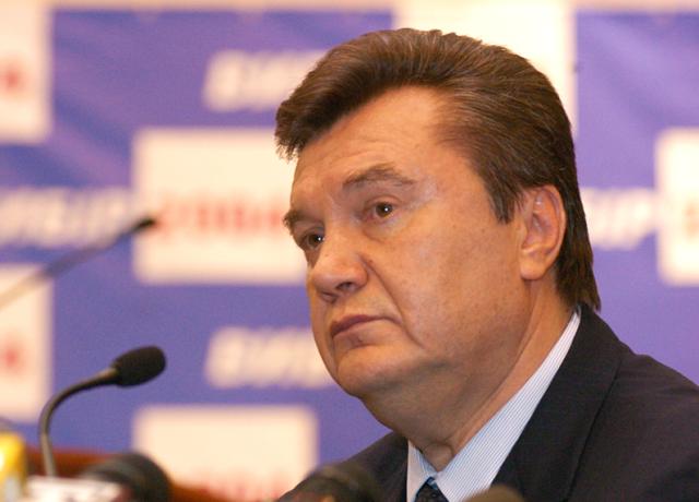 Guerra in Ucraina, Putin e l'idea di reinsediare a Kiev l'ex presidente Yanukovich al posto di Zelensky