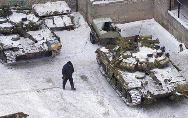 Ucraina, Mosca annuncia una tregua per evacuare i civili: nella notte bombardata la citt&agrave; di Sumy