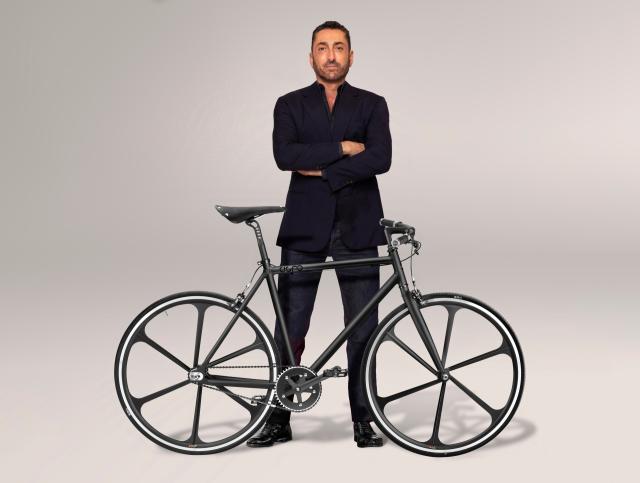 Pedalare in citt&agrave; in sicurezza, i consigli di Gianluca Bernardi