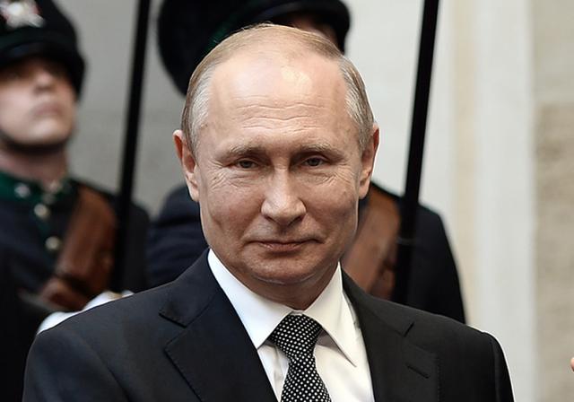 Liberazione Navalny, Volkov: "Costringeremo Putin a scappare, come un cagnolino, dagli incontri nazionali"