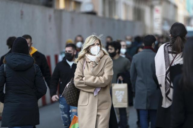 Bollettino Covid sabato 19 marzo 2022: 74.024 contagi, 85 morti e l'incidenza &egrave; al 15,5%