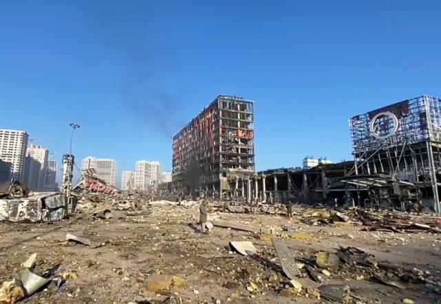 Ucraina, nuovo coprifuoco di 35 ore a Kiev: proseguono i colloqui con la Russia