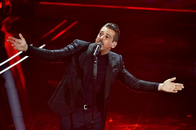 Francesco Gabbani, chi &egrave; la fidanzata Giulia: et&agrave;, figli, lavoro, foto