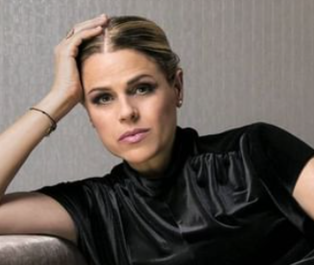 Tosca cantante, malattia, et&agrave;, canzoni, figli e marito: tutto sulla vita privata