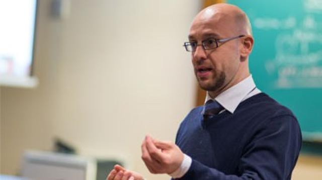 &ldquo;Sviluppare una cultura della dell&rsquo;intelligence nello spionaggio aziendale, che rappresenta un&rsquo;emergenza nazionale&rdquo;.