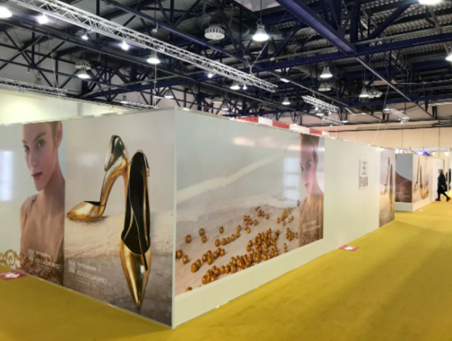 Calzaturieri italiani si ribellano alle sanzioni e volano a Mosca: "Mercato russo vitale"