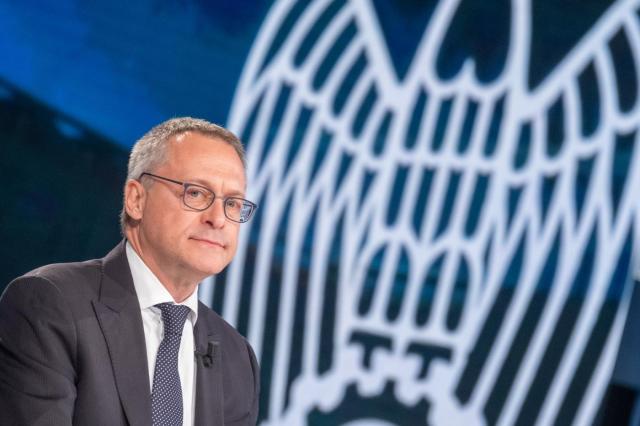 E adesso 1&deg; maggio con la bandiera di Confindustria?