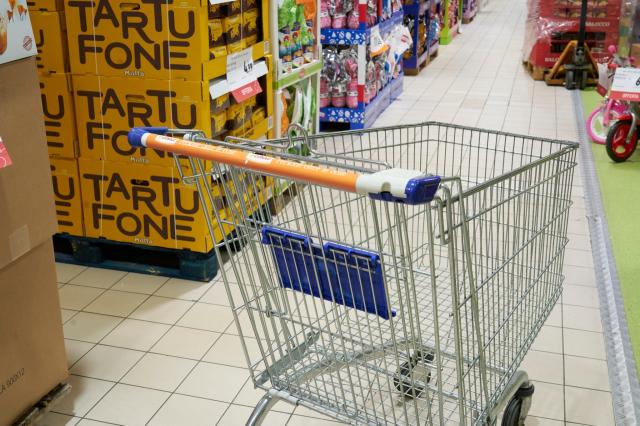 Conad Pescara, direttrice chiede lista donne col ciclo mestruale dopo aver trovato assorbente 