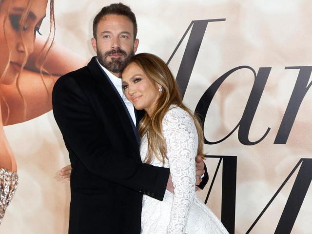 Sesso quattro volte alla settimana, ecco la richiesta prematrimoniale di Jennifer Lopez per sposare Ben Affleck