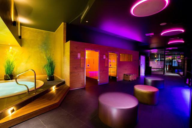 Il pi&ugrave; famoso club del sesso austriaco non trova personale