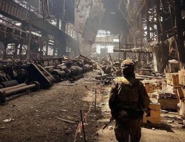 Azovstal caduta in mano ai russi. New York Times: "Vittoria di Kiev irrealistica"