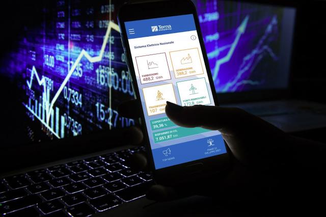 Terna: ad aprile consumati 24 mld di kWh di energia elettrica (+0,6%), rinnovabili al 37% della domanda