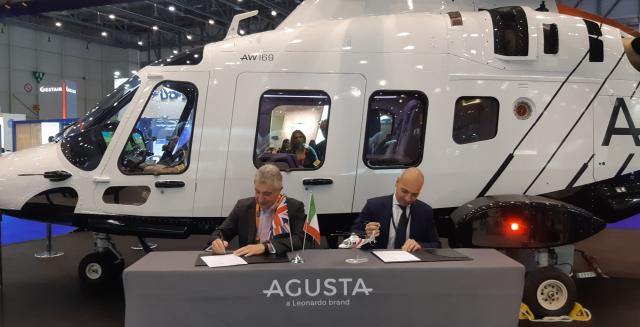 Leonardo annuncia nuovi ordini a EBACE 2022: cresce la flotta elicotteristica VIP/corporate in Europa