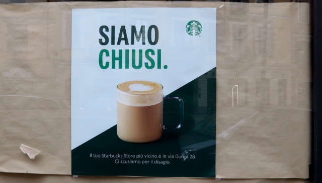 Starbucks Harrod's chiudono in Russia: stop all'export dei beni di lusso
