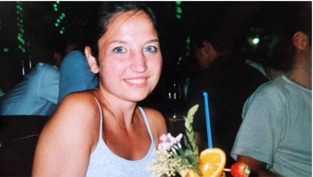 Garlasco, genetista Marina Baldi: &ldquo;Chiara Poggi uccisa di notte, bolo nello stomaco non riguarda colazione, ma pizza della sera&rdquo;