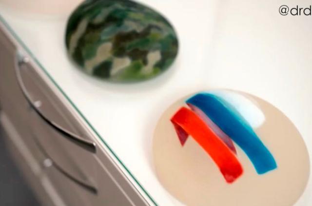 In Russia arrivano i seni al silicone per donne patriote