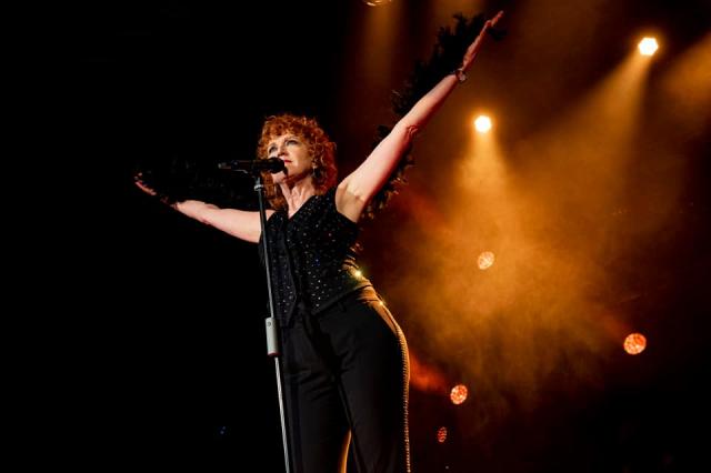 Fiorella Mannoia: et&agrave;, marito, figli, canzoni, concerti e malattia 