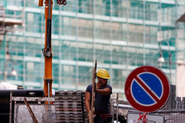 Superbonus, tutti gli aiuti per la casa: proroga per redditi bassi e sanatoria per aziende e famiglie, ecco il TESTO